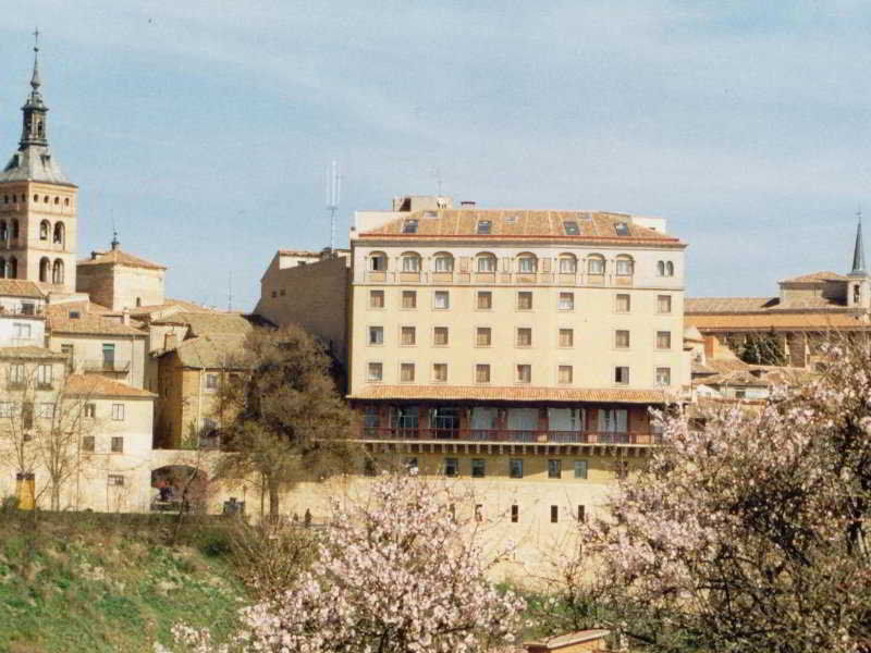 Hotel Real Segovia By Recordis Hotels Εξωτερικό φωτογραφία